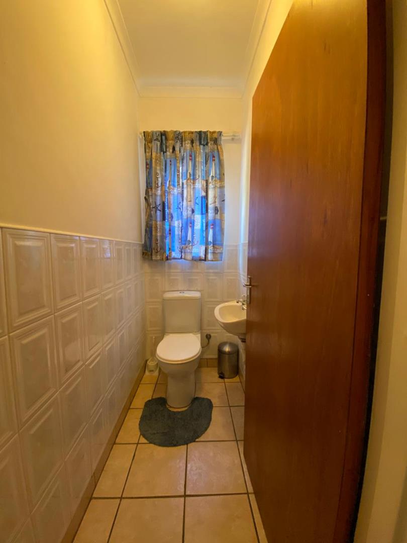 To Let 3 Bedroom Property for Rent in Kenridge Western Cape